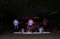 /album/galerie-de-photos-%3a-grande-f%c3%aate-au-ch%c3%a2teau-le-17-mai-2014%2c-de-tout-le-royaume-ils-sont-venus-dansant-/img-0121-jpg1/