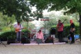 /album/galerie-de-photos-%3a-grande-f%c3%aate-au-ch%c3%a2teau-le-17-mai-2014%2c-de-tout-le-royaume-ils-sont-venus-dansant-/img-0116-jpg1/